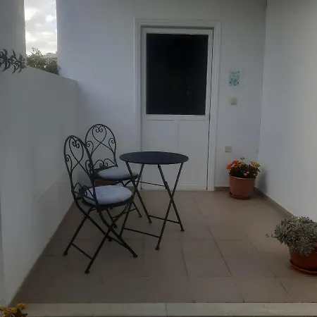 Garden House Apartment